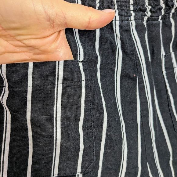 Jachs Girlfriend Black and White Striped Women's Shorts #21 - Picture 5 of 7